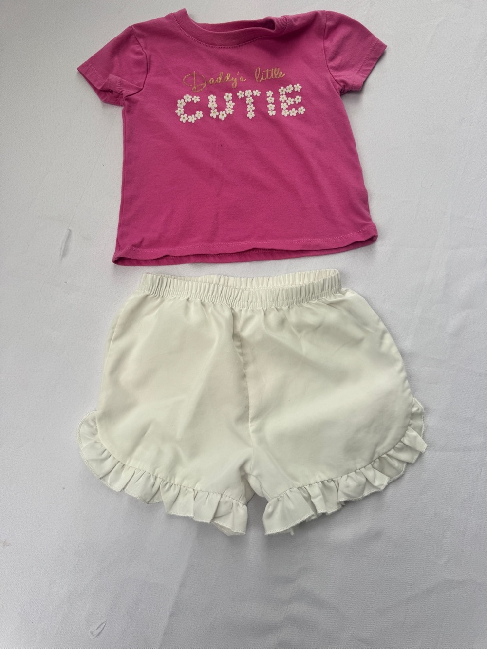 SHEIN Cream Ruffle-Hem Kids Shorts girls size 2T
